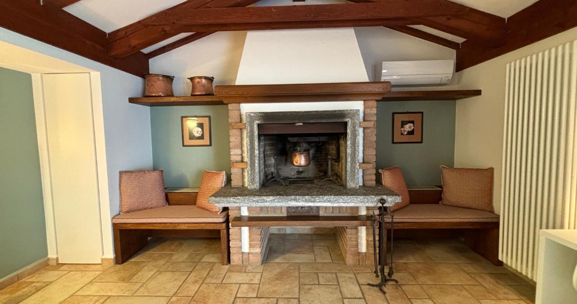 Bed and Breakfast Casa Ceruti Villa Guardia Экстерьер фото
