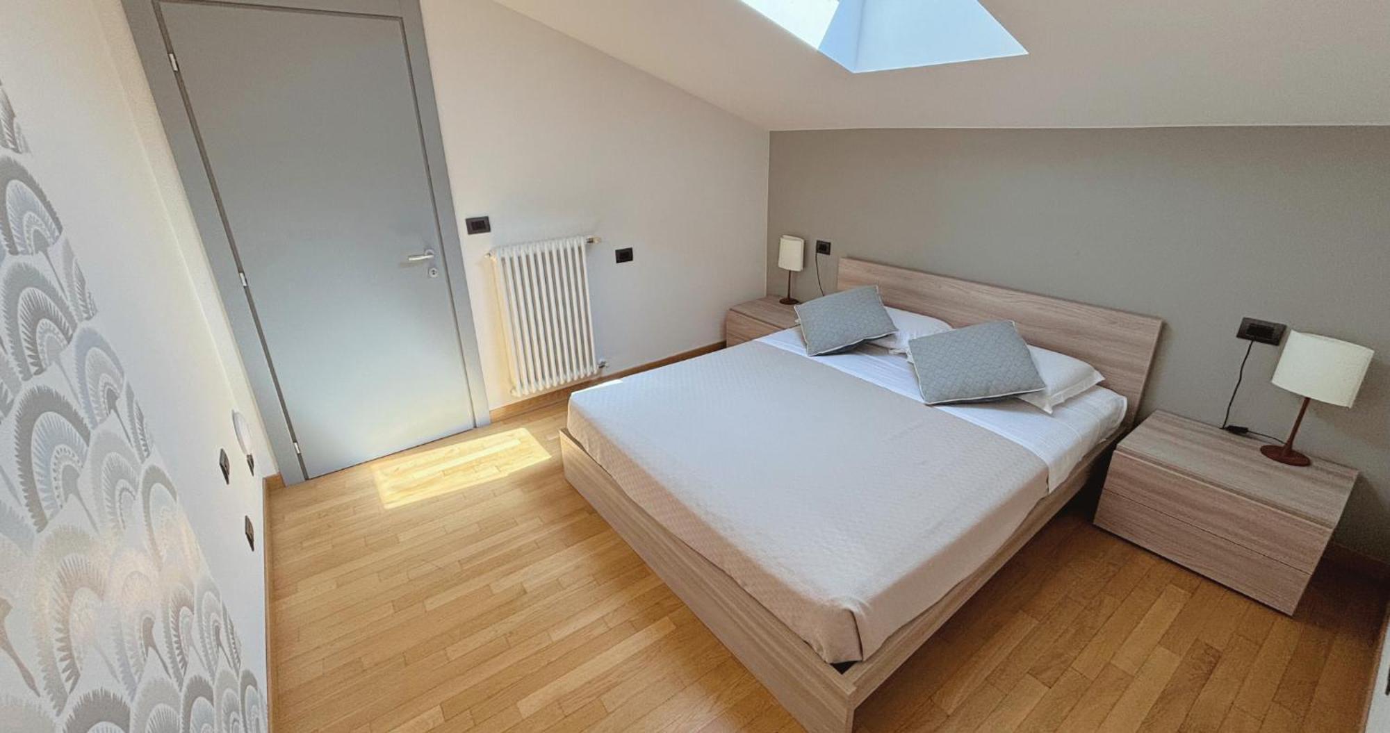Bed and Breakfast Casa Ceruti Villa Guardia Экстерьер фото