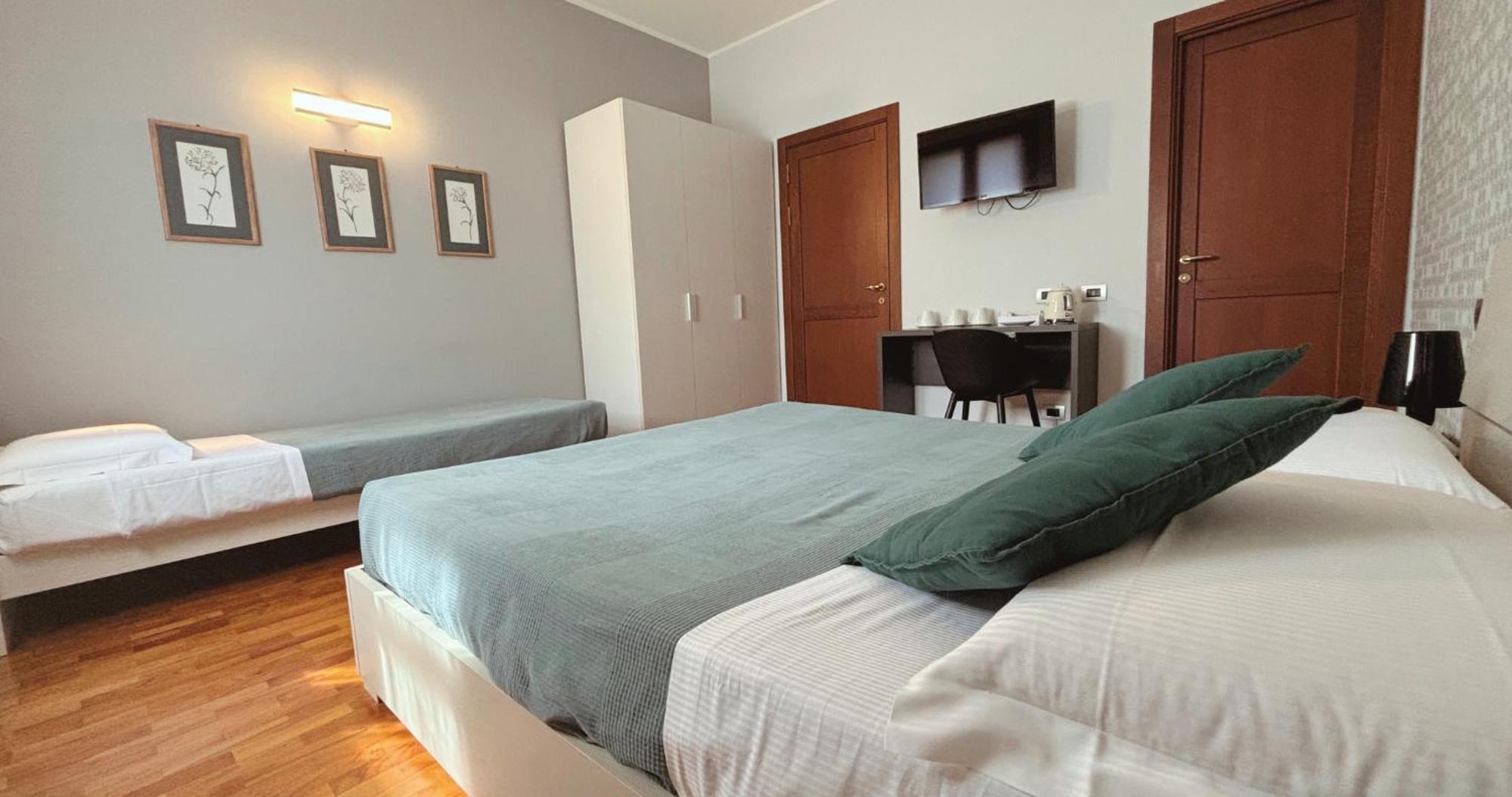 Bed and Breakfast Casa Ceruti Villa Guardia Экстерьер фото